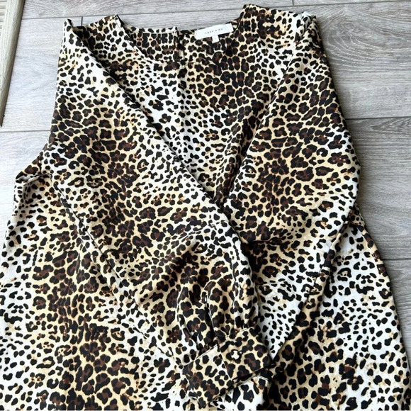 Lark & Ro Leopard Chiffon Blouse Made in USA - Picture 11 of 14